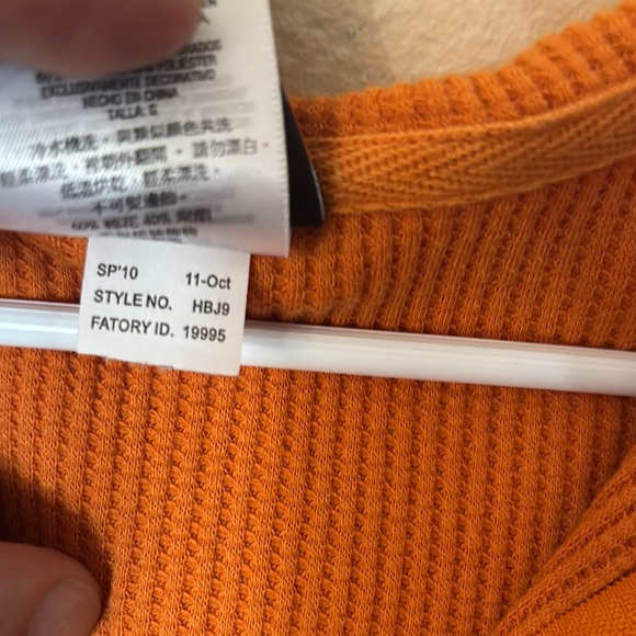 Harley-Davidson Orange Short Sleeve Zip Up Hoodie Size Medium - Picture 3 of 8